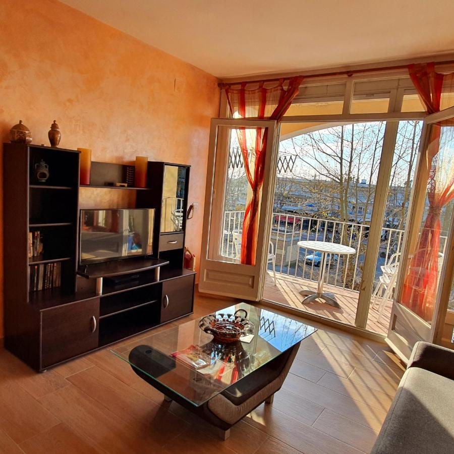 Leroy Apartment Empuriabrava Bagian luar foto